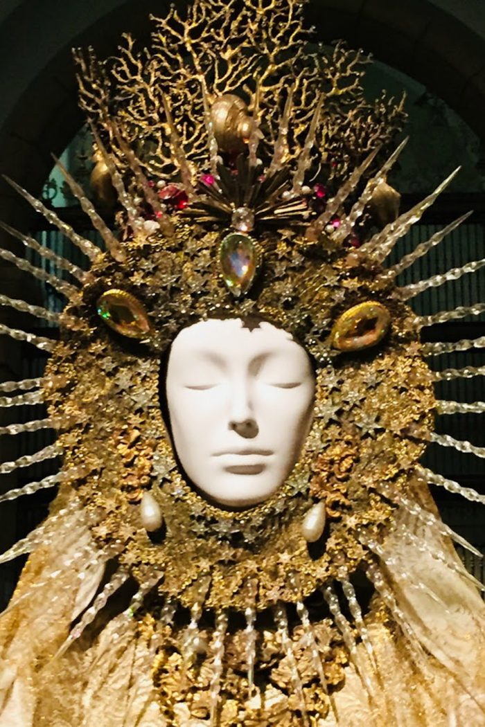 Heavenly Bodies; Fashion and the Catholic Imagination by The Fashion Collector.